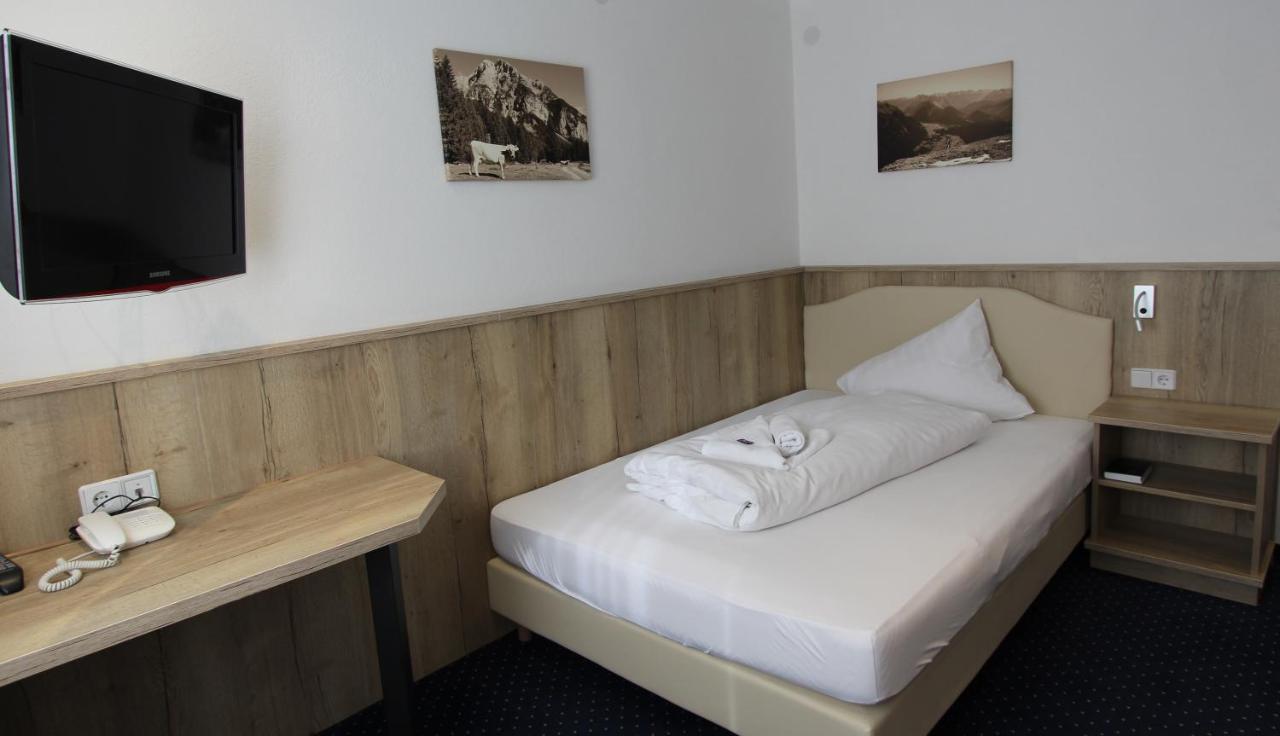 Hotel Tirolerhof لوتاش المظهر الخارجي الصورة