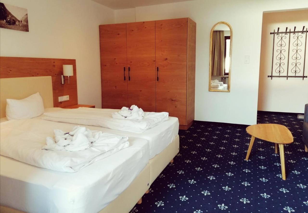 Hotel Tirolerhof لوتاش المظهر الخارجي الصورة